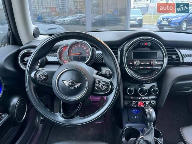 Сірий Міні Cooper, об'ємом двигуна 2 л та пробігом 92 тис. км за 12990 $, фото 14 на Automoto.ua