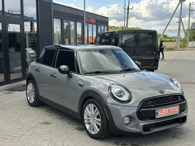Сірий Міні Cooper, об'ємом двигуна 1.5 л та пробігом 134 тис. км за 12500 $, фото 2 на Automoto.ua