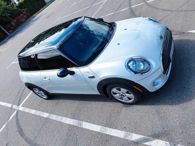Сірий Міні Cooper, об'ємом двигуна 1.5 л та пробігом 49 тис. км за 13507 $, фото 1 на Automoto.ua