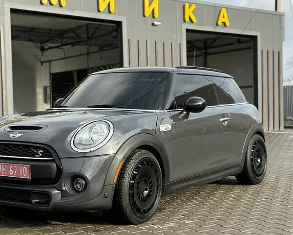 Серый Мини Купер, объемом двигателя 2 л и пробегом 117 тыс. км за 14500 $, фото 12 на Automoto.ua