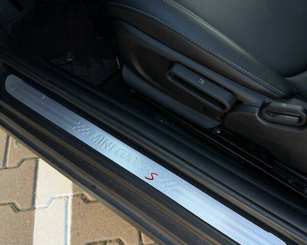 Серый Мини Купер, объемом двигателя 2 л и пробегом 58 тыс. км за 15999 $, фото 14 на Automoto.ua