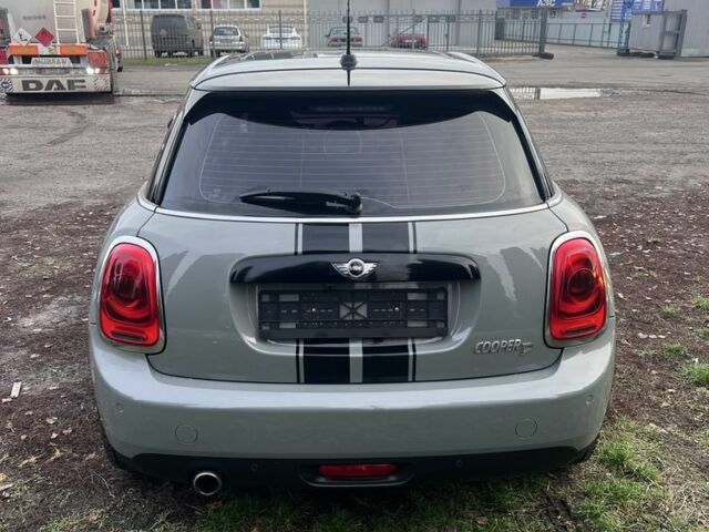 Сірий Міні Cooper, об'ємом двигуна 1.5 л та пробігом 160 тис. км за 14700 $, фото 3 на Automoto.ua