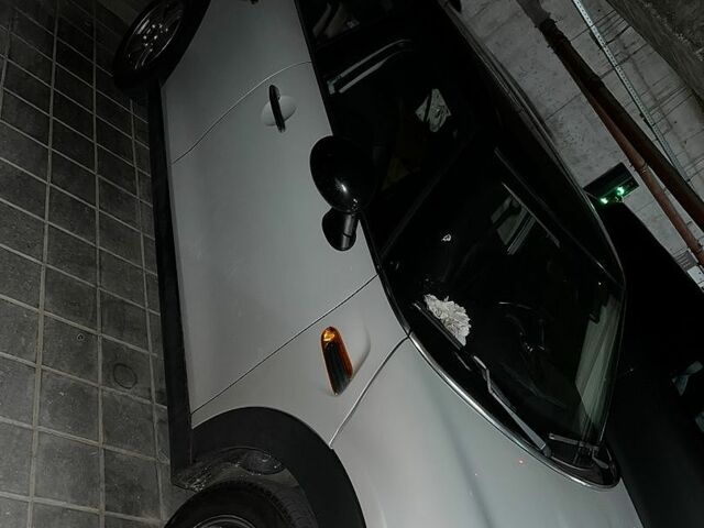 Сірий Міні Cooper, об'ємом двигуна 1.5 л та пробігом 160 тис. км за 12500 $, фото 3 на Automoto.ua