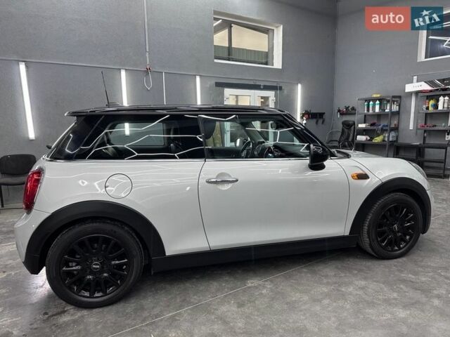 Серый Мини Купер, объемом двигателя 1.5 л и пробегом 101 тыс. км за 14600 $, фото 2 на Automoto.ua