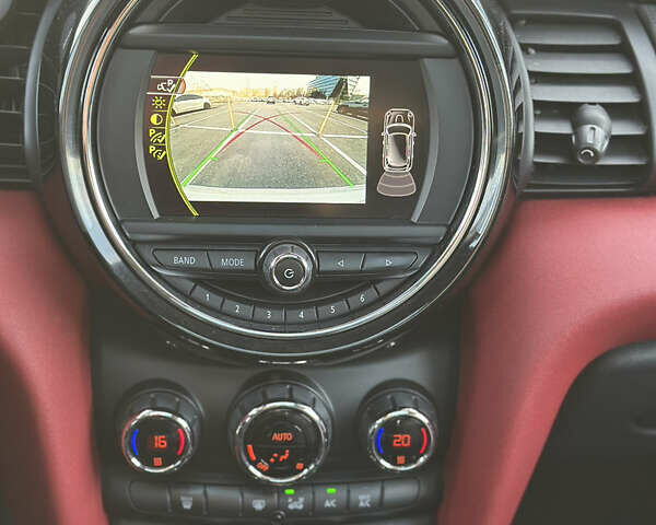 Сірий Міні Cooper, об'ємом двигуна 1.5 л та пробігом 136 тис. км за 13500 $, фото 21 на Automoto.ua