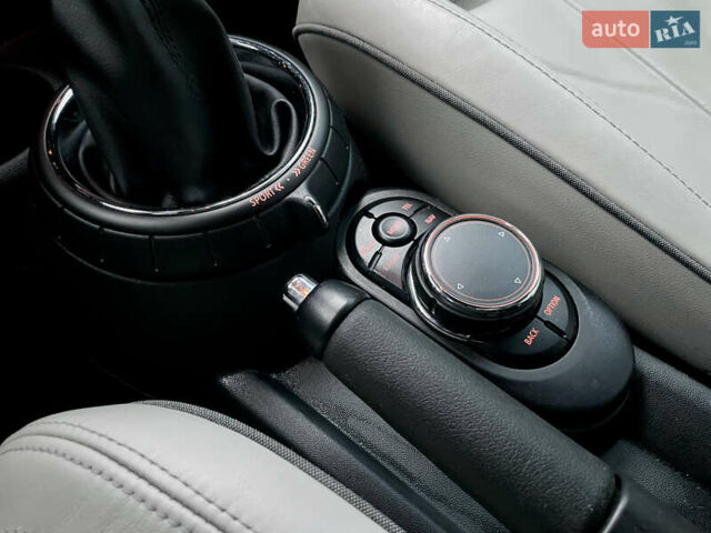 Серый Мини Купер, объемом двигателя 2 л и пробегом 140 тыс. км за 13800 $, фото 33 на Automoto.ua