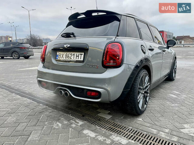 Серый Мини Купер, объемом двигателя 2 л и пробегом 140 тыс. км за 13800 $, фото 8 на Automoto.ua