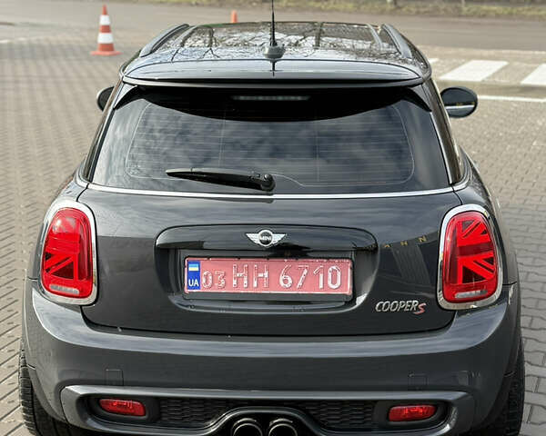 Серый Мини Купер, объемом двигателя 2 л и пробегом 117 тыс. км за 14500 $, фото 4 на Automoto.ua