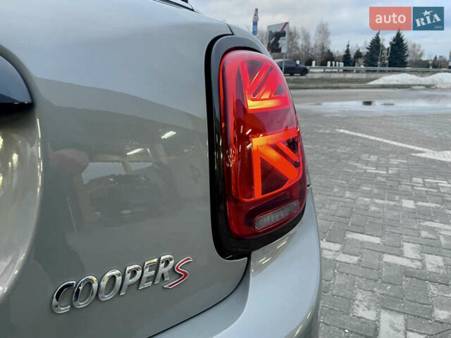 Серый Мини Купер, объемом двигателя 2 л и пробегом 140 тыс. км за 13800 $, фото 41 на Automoto.ua