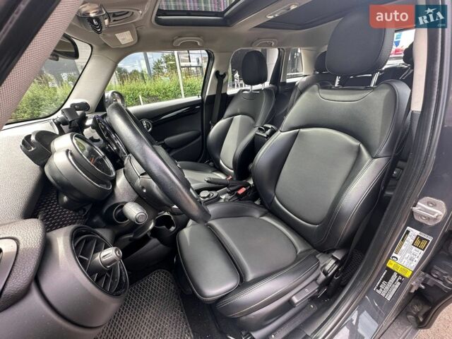 Сірий Міні Cooper, об'ємом двигуна 2 л та пробігом 68 тис. км за 13490 $, фото 7 на Automoto.ua