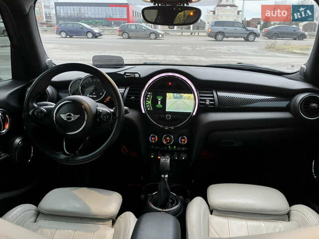 Серый Мини Купер, объемом двигателя 2 л и пробегом 140 тыс. км за 13800 $, фото 21 на Automoto.ua