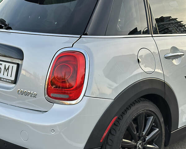 Сірий Міні Cooper, об'ємом двигуна 1.5 л та пробігом 136 тис. км за 13500 $, фото 13 на Automoto.ua
