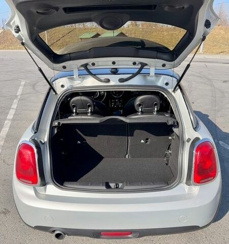 Серый Мини Купер, объемом двигателя 1.5 л и пробегом 143 тыс. км за 10900 $, фото 6 на Automoto.ua