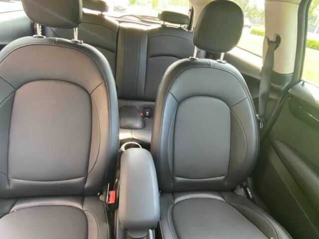 Серый Мини Купер, объемом двигателя 0 л и пробегом 44 тыс. км за 10700 $, фото 8 на Automoto.ua