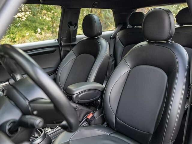 Сірий Міні Cooper, об'ємом двигуна 1.5 л та пробігом 50 тис. км за 11500 $, фото 6 на Automoto.ua