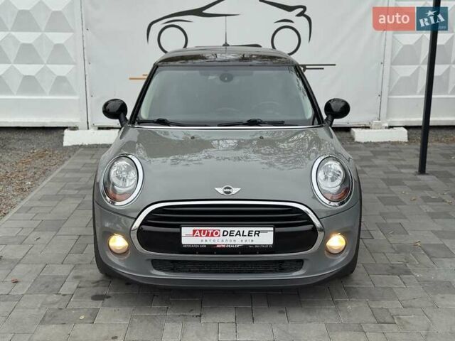 Міні Cooper 2017 у Києві на Automoto.ua Сірий Міні Cooper, об'ємом двигуна 1.5 л та пробігом 102 тис. км за 13650 $, фото 1 на Automoto.ua