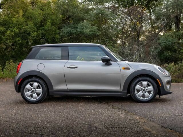 Сірий Міні Cooper, об'ємом двигуна 1.5 л та пробігом 50 тис. км за 11500 $, фото 5 на Automoto.ua