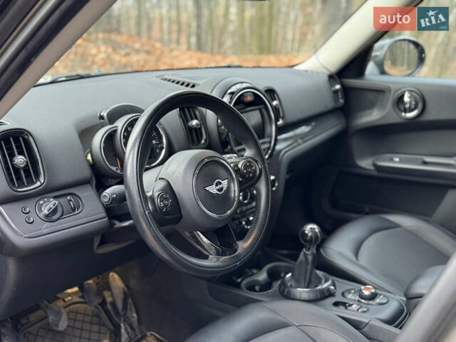 Серый Мини Купер, объемом двигателя 1.5 л и пробегом 56 тыс. км за 15000 $, фото 12 на Automoto.ua