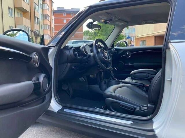 Серый Мини Купер, объемом двигателя 0 л и пробегом 44 тыс. км за 10700 $, фото 5 на Automoto.ua