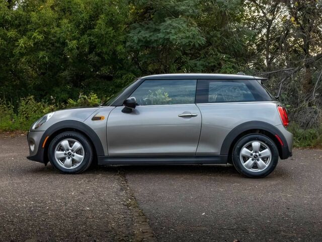 Сірий Міні Cooper, об'ємом двигуна 1.5 л та пробігом 50 тис. км за 11500 $, фото 2 на Automoto.ua