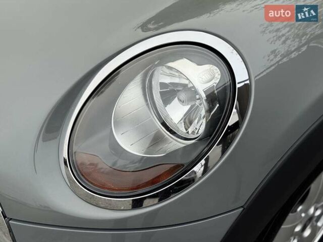 Міні Cooper 2017 у Києві на Automoto.ua Сірий Міні Cooper, об'ємом двигуна 1.5 л та пробігом 102 тис. км за 13650 $, фото 3 на Automoto.ua