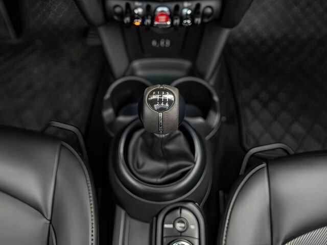 Сірий Міні Cooper, об'ємом двигуна 1.5 л та пробігом 50 тис. км за 11500 $, фото 9 на Automoto.ua