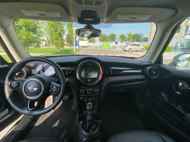 Серый Мини Купер, объемом двигателя 0 л и пробегом 44 тыс. км за 10700 $, фото 6 на Automoto.ua