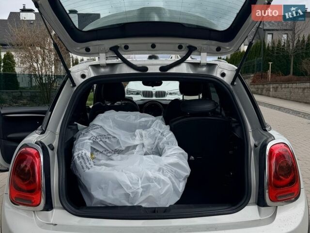 Сірий Міні Cooper, об'ємом двигуна 2 л та пробігом 73 тис. км за 14900 $, фото 6 на Automoto.ua