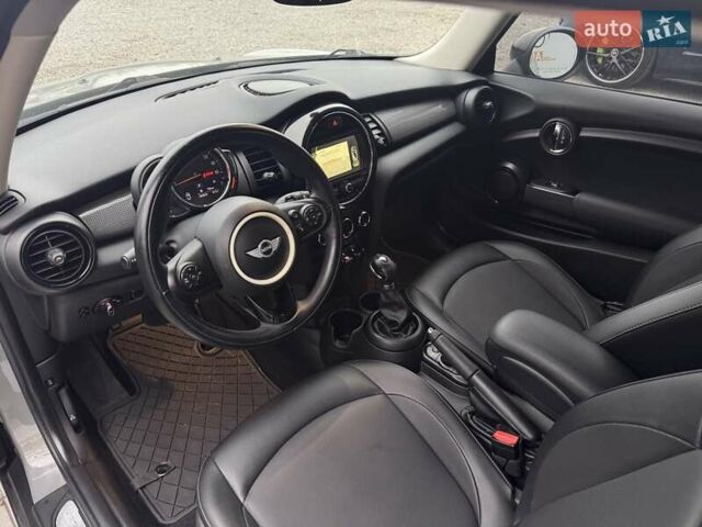 Сірий Міні Cooper, об'ємом двигуна 1.5 л та пробігом 102 тис. км за 13100 $, фото 15 на Automoto.ua