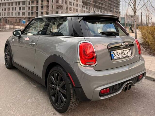 Серый Мини Купер, объемом двигателя 2 л и пробегом 77 тыс. км за 17400 $, фото 4 на Automoto.ua