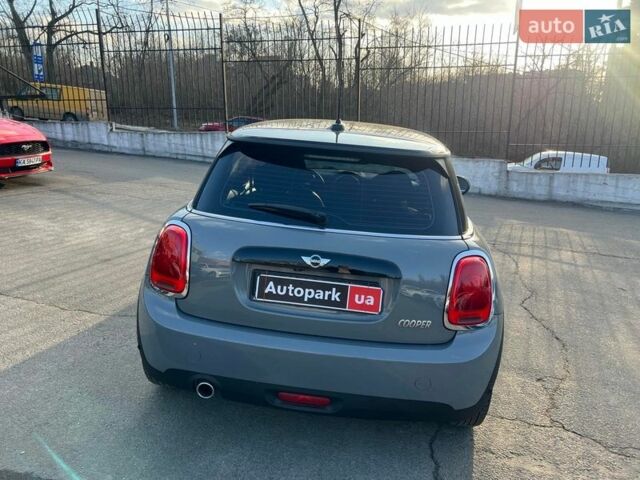 Сірий Міні Cooper, об'ємом двигуна 1.5 л та пробігом 104 тис. км за 12790 $, фото 5 на Automoto.ua