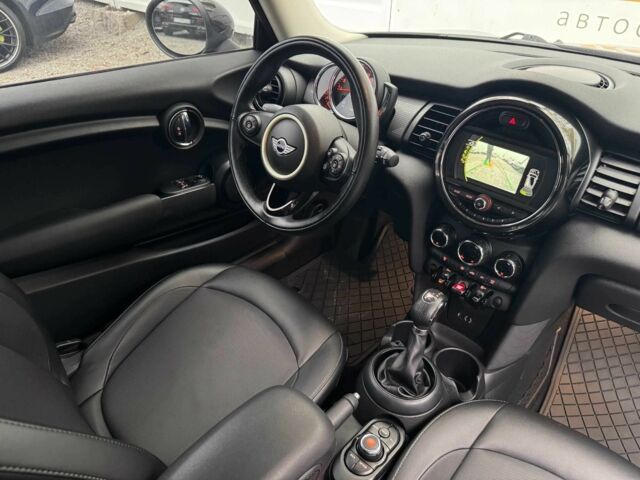 Сірий Міні Cooper, об'ємом двигуна 1.5 л та пробігом 102 тис. км за 13400 $, фото 21 на Automoto.ua