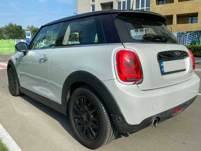 Серый Мини Купер, объемом двигателя 0 л и пробегом 44 тыс. км за 10700 $, фото 3 на Automoto.ua