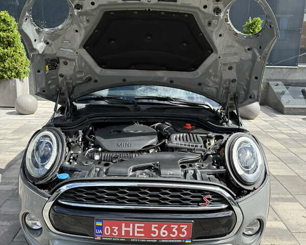 Мини Купер 2017 в Киеве на Automoto.ua Серый Мини Купер, объемом двигателя 2 л и пробегом 73 тыс. км за 16700 $, фото 48 на Automoto.ua