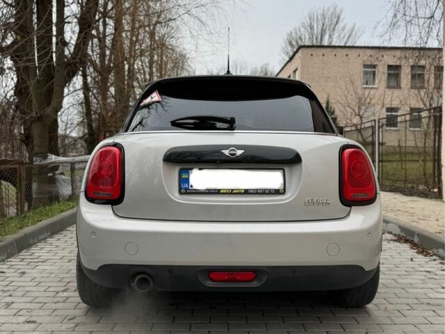 Сірий Міні Cooper, об'ємом двигуна 1.5 л та пробігом 56 тис. км за 13000 $, фото 2 на Automoto.ua