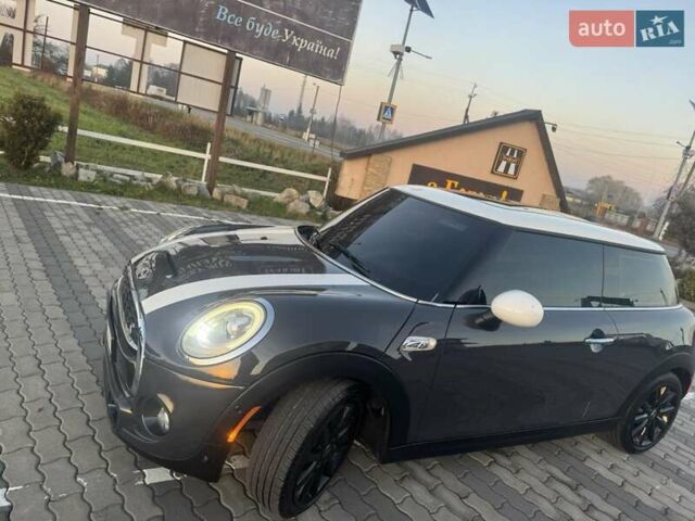 Сірий Міні Cooper, об'ємом двигуна 2 л та пробігом 79 тис. км за 16300 $, фото 5 на Automoto.ua