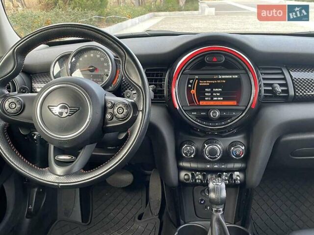 Сірий Міні Cooper, об'ємом двигуна 2 л та пробігом 61 тис. км за 23999 $, фото 28 на Automoto.ua