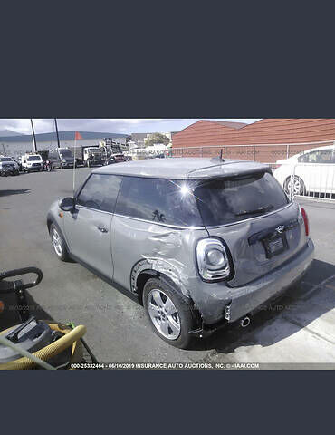 Сірий Міні Cooper, об'ємом двигуна 1.5 л та пробігом 47 тис. км за 15000 $, фото 18 на Automoto.ua