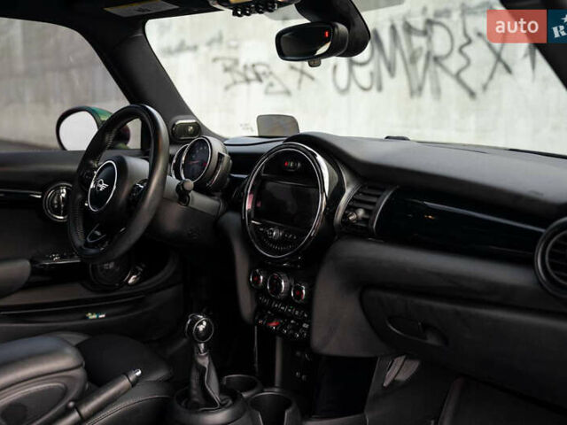 Сірий Міні Cooper, об'ємом двигуна 2 л та пробігом 118 тис. км за 16500 $, фото 12 на Automoto.ua