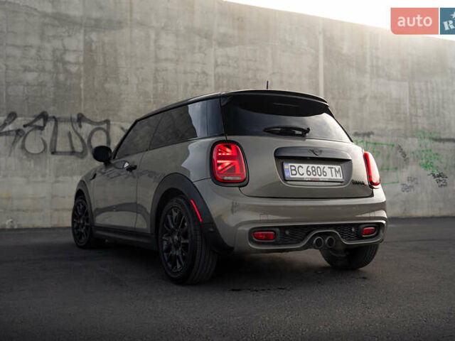 Сірий Міні Cooper, об'ємом двигуна 2 л та пробігом 118 тис. км за 16500 $, фото 5 на Automoto.ua