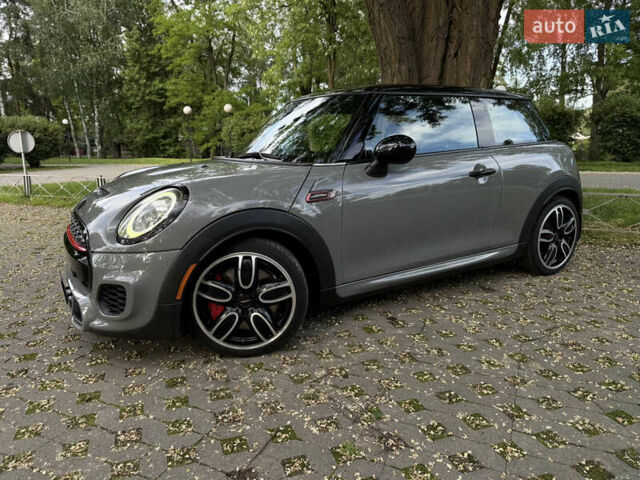 Сірий Міні Cooper, об'ємом двигуна 2 л та пробігом 84 тис. км за 18900 $, фото 3 на Automoto.ua