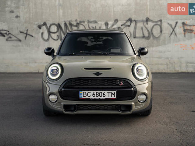 Сірий Міні Cooper, об'ємом двигуна 2 л та пробігом 118 тис. км за 16500 $, фото 1 на Automoto.ua