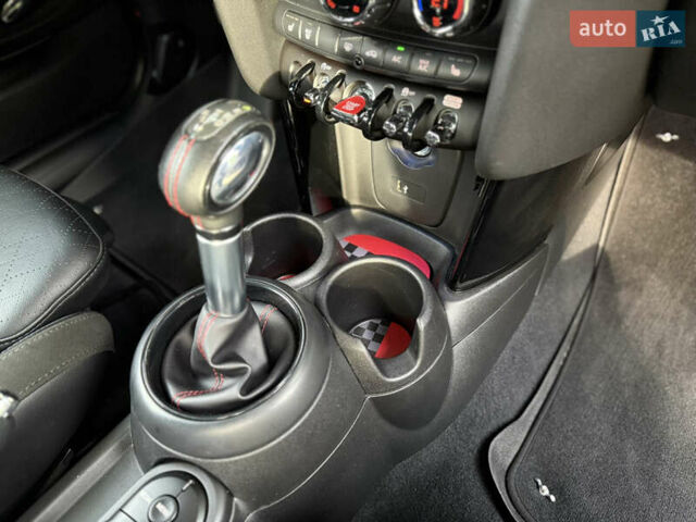 Сірий Міні Cooper, об'ємом двигуна 2 л та пробігом 84 тис. км за 18900 $, фото 15 на Automoto.ua