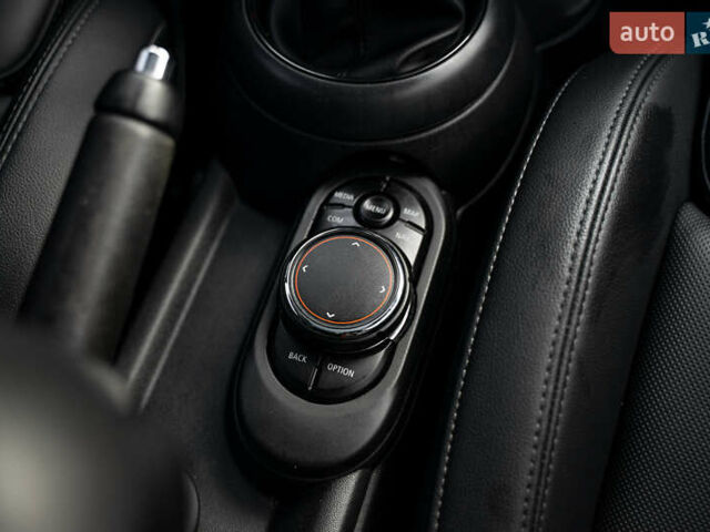 Сірий Міні Cooper, об'ємом двигуна 2 л та пробігом 118 тис. км за 16500 $, фото 22 на Automoto.ua