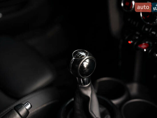 Сірий Міні Cooper, об'ємом двигуна 2 л та пробігом 118 тис. км за 16500 $, фото 19 на Automoto.ua