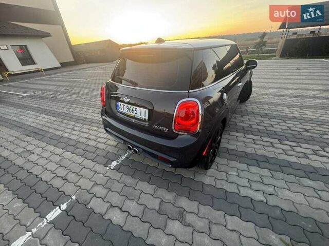 Сірий Міні Cooper, об'ємом двигуна 2 л та пробігом 79 тис. км за 16300 $, фото 9 на Automoto.ua