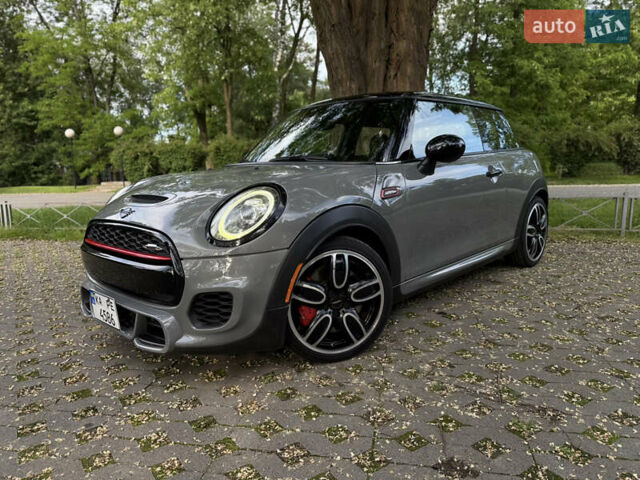 Сірий Міні Cooper, об'ємом двигуна 2 л та пробігом 84 тис. км за 18900 $, фото 2 на Automoto.ua