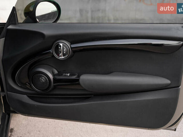 Сірий Міні Cooper, об'ємом двигуна 2 л та пробігом 118 тис. км за 16500 $, фото 20 на Automoto.ua