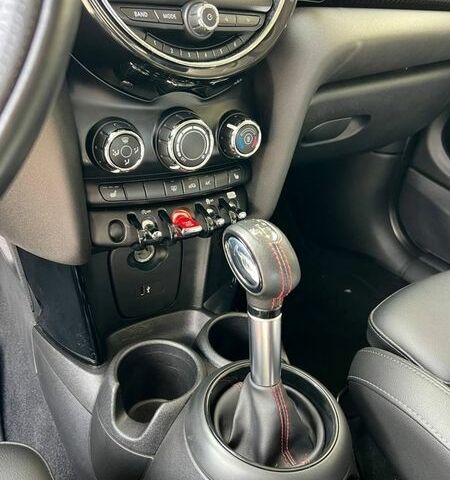 Серый Мини Купер, объемом двигателя 2 л и пробегом 35 тыс. км за 14700 $, фото 12 на Automoto.ua