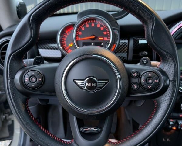 Серый Мини Купер, объемом двигателя 2 л и пробегом 53 тыс. км за 20900 $, фото 17 на Automoto.ua